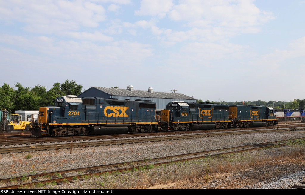 CSX 2704, 6979, & 2379 in the yard